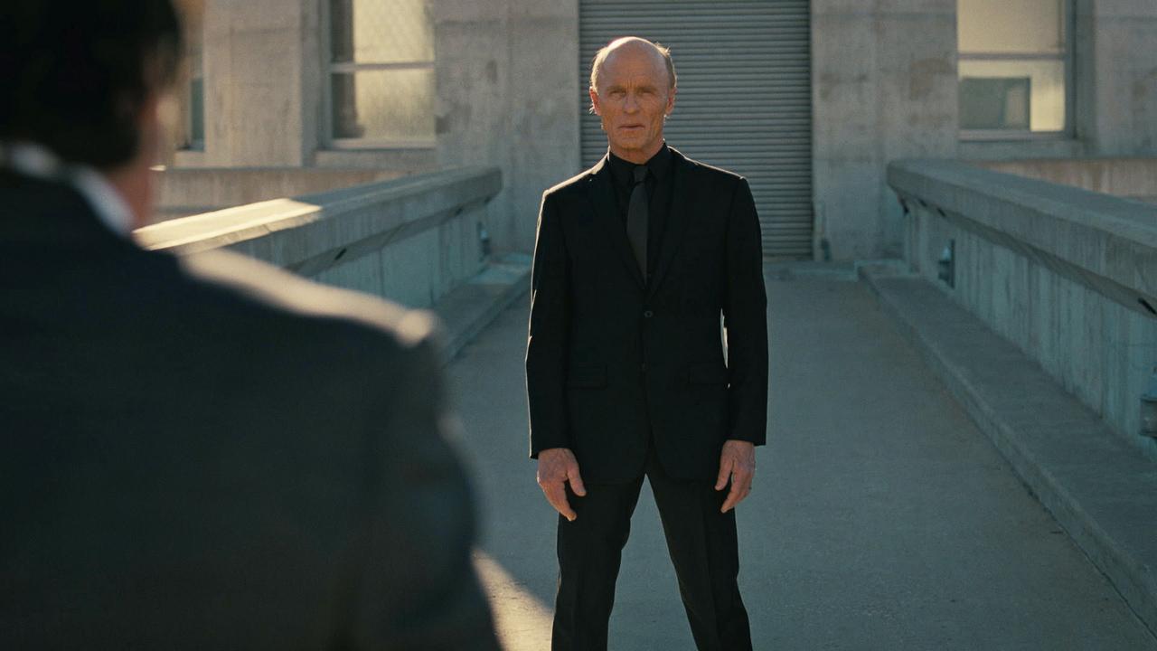 William (Ed Harris)